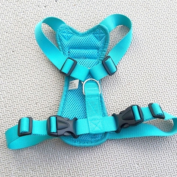 Dog Harness size medium - Picture 2 of 4